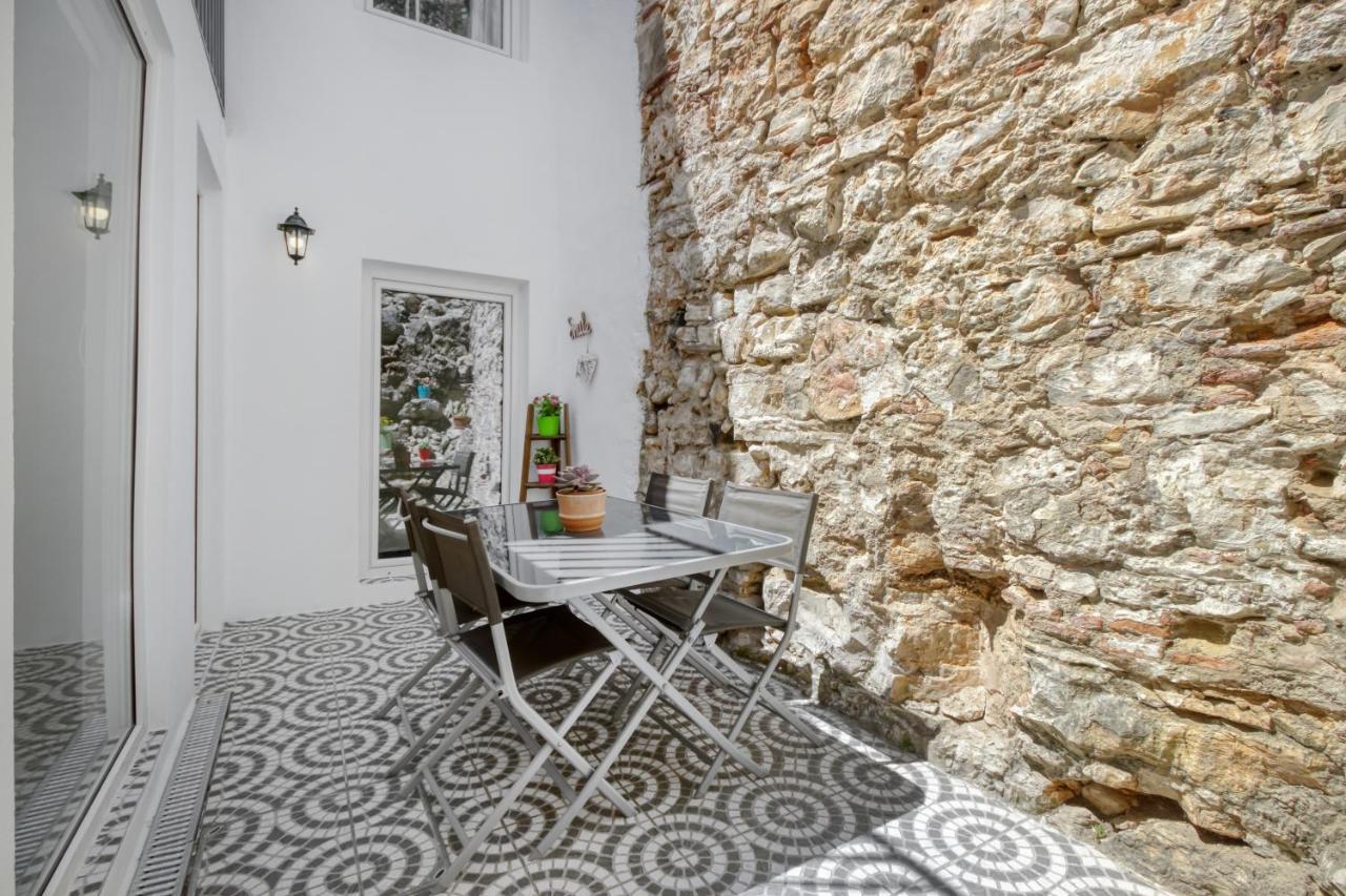 Apartamento 1 Quarto, Com Patio, Em Frente Praia Paço de Arcos Zewnętrze zdjęcie