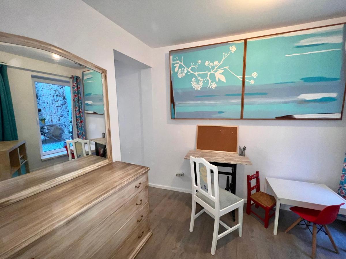 Apartamento 1 Quarto, Com Patio, Em Frente Praia Paço de Arcos Zewnętrze zdjęcie