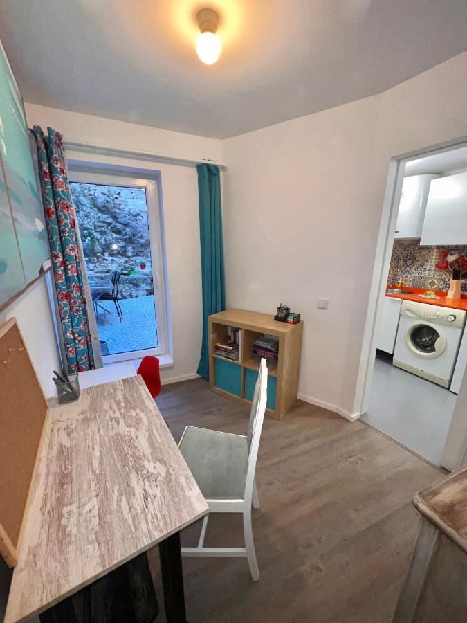 Apartamento 1 Quarto, Com Patio, Em Frente Praia Paço de Arcos Zewnętrze zdjęcie