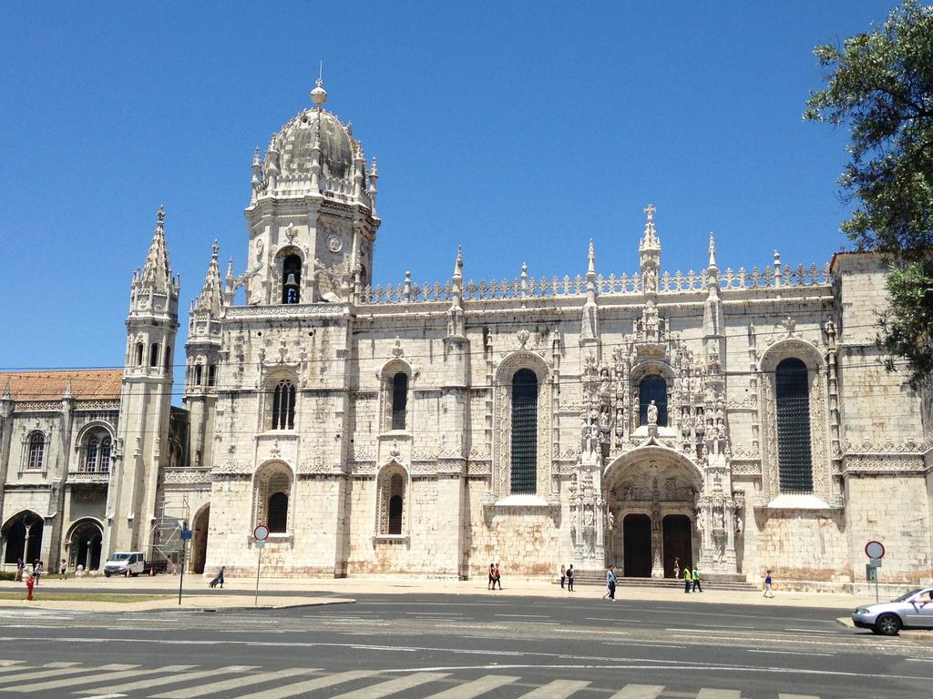Apartamento 1 Quarto, Com Patio, Em Frente Praia Paço de Arcos Zewnętrze zdjęcie