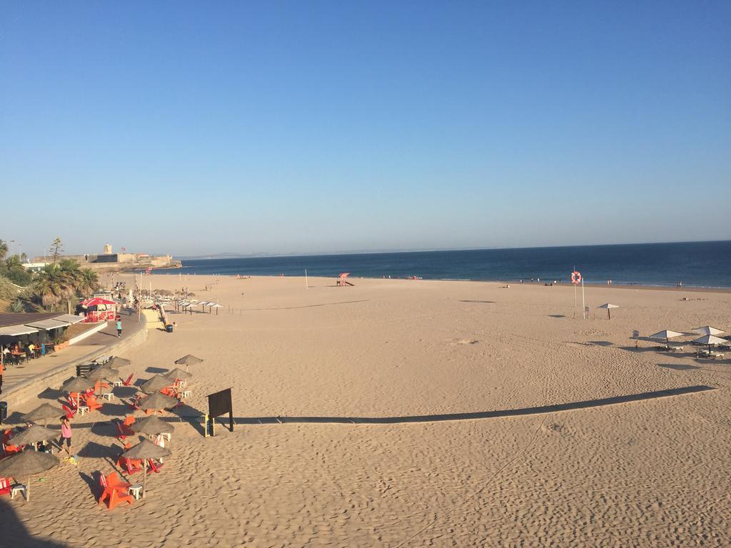 Apartamento 1 Quarto, Com Patio, Em Frente Praia Paço de Arcos Zewnętrze zdjęcie